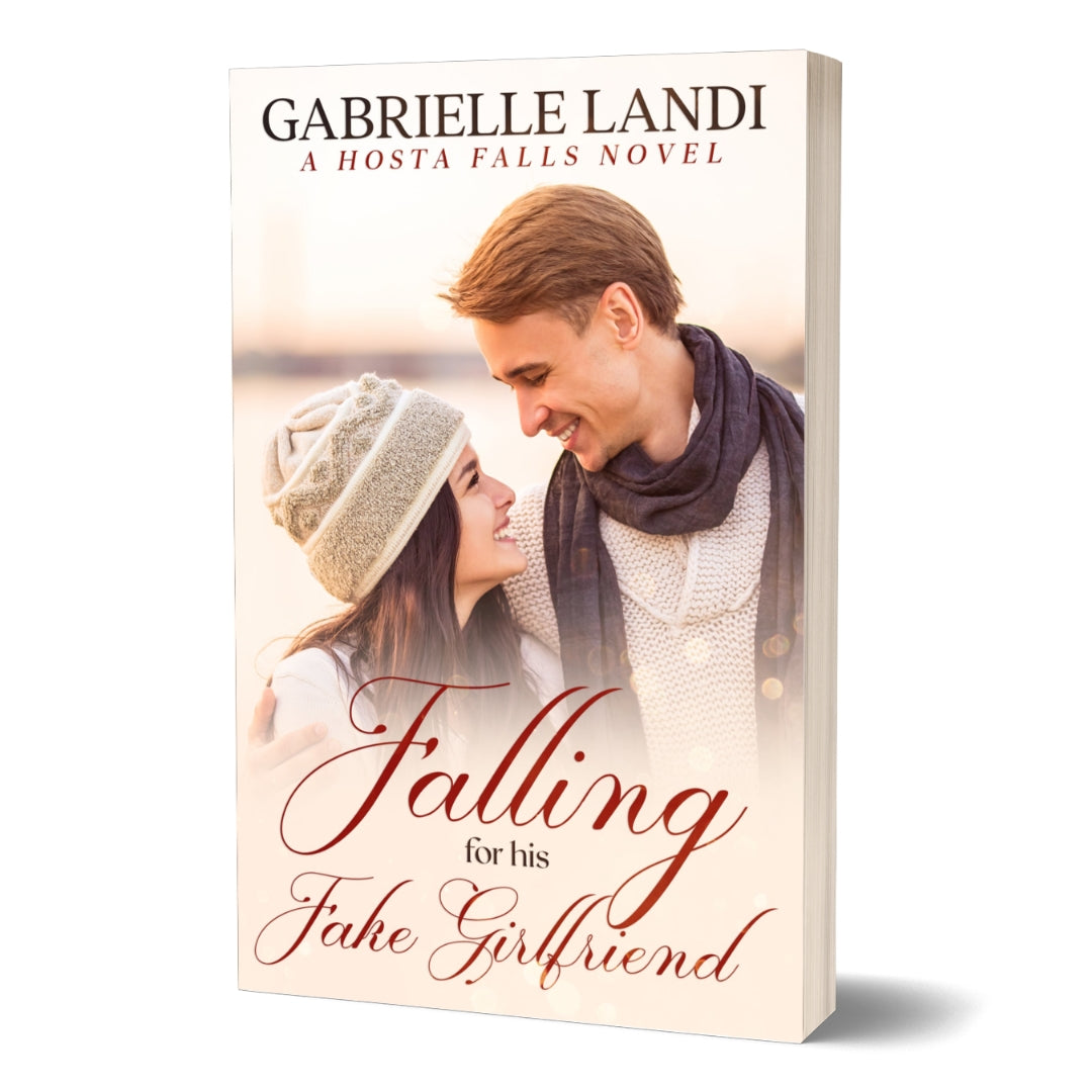 Falling For His Fake Girlfriend - Paperback
